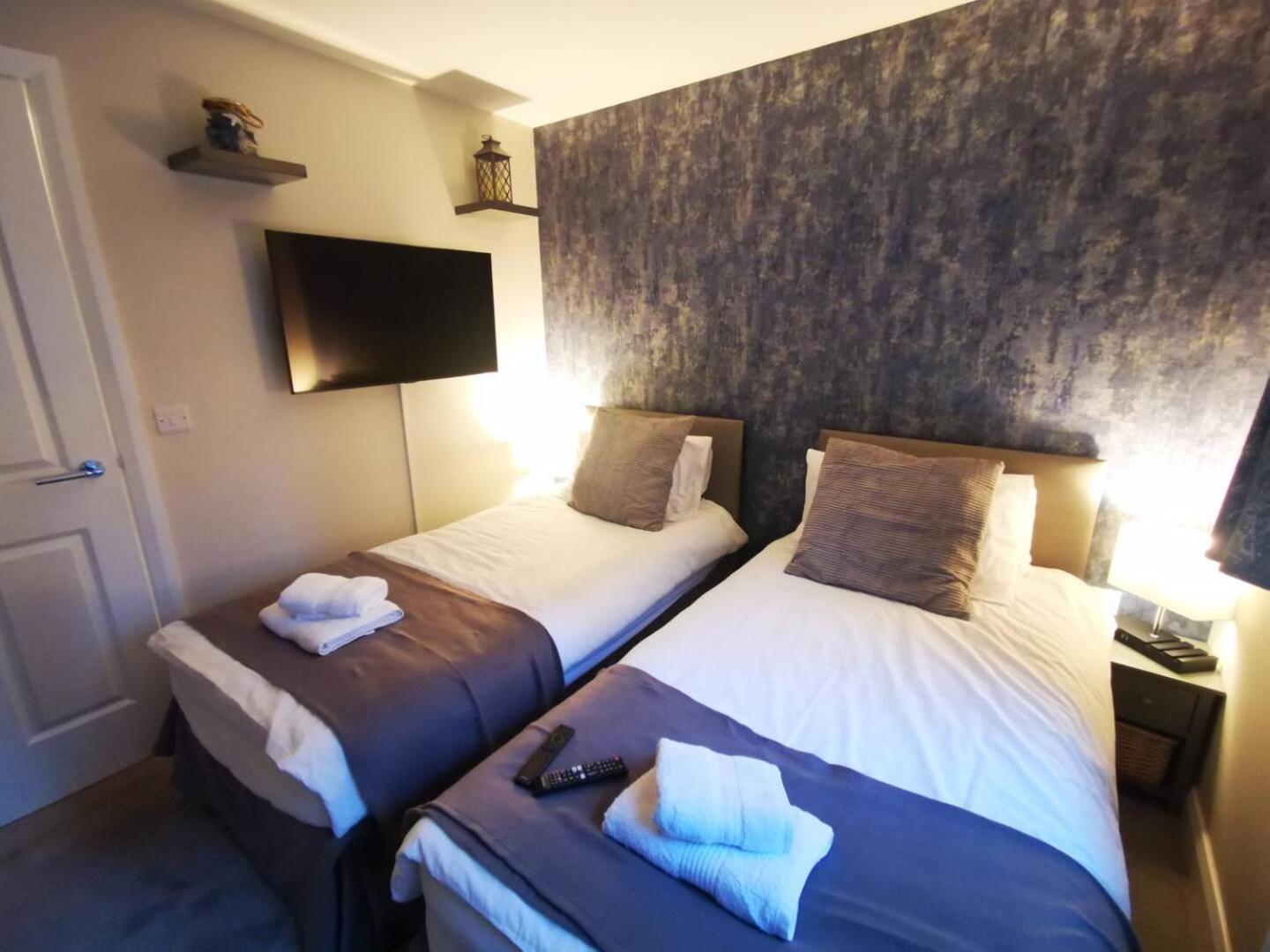 Belfast Central 2 Bedroom Luxurious Modern Stay Exterior photo